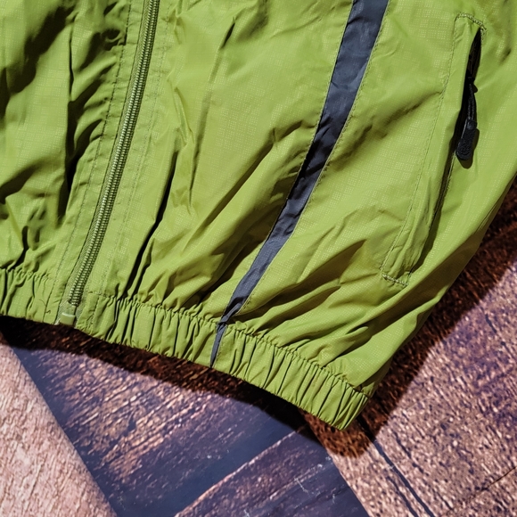 The North Face Summit Series Large green zip up - Picture 4 of 12